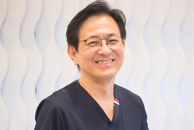 院長・川谷 智範(かわたに とものり)